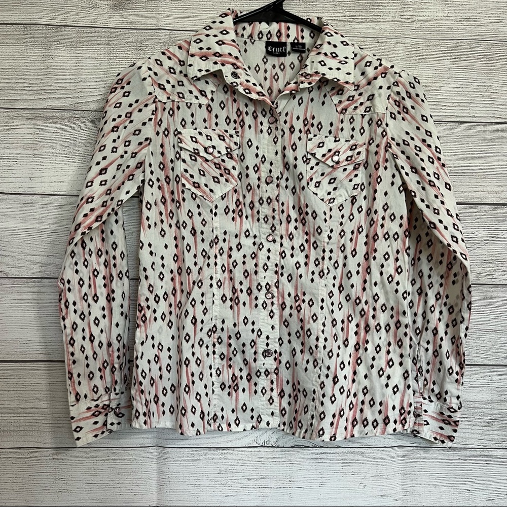 Cruel Girl White and Red Patterned Button Down Shirt
